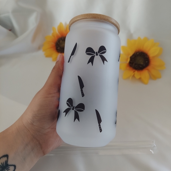 Chucky and Tiffany frosted glass cup - Picture 5 of 5